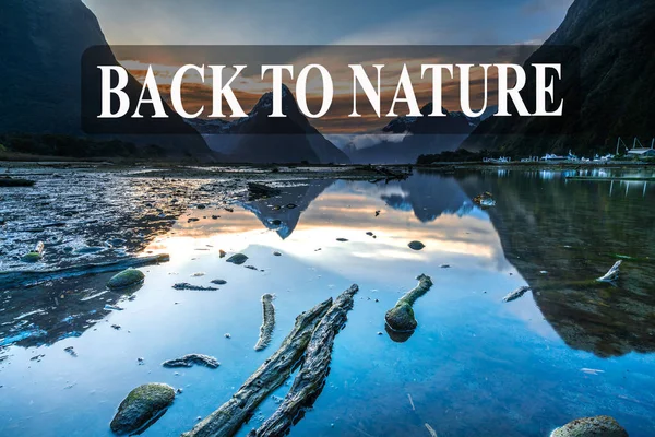 Nascer Sol Reflexão Mitre Peak Milford Sound Fiordland National Park — Fotografia de Stock