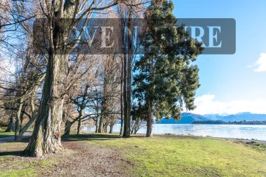 Gölde wanaka, Yeni Zelanda kış sezon sonra koşu parkuru görünümünü