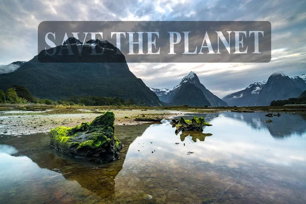 Sunrise Mérlegelés Mitre Csúcs Milford Sound Fiordland Nemzeti Park Zéland — Stock Fotó