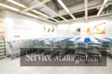 Bulanık arka planlı ambar veya depo