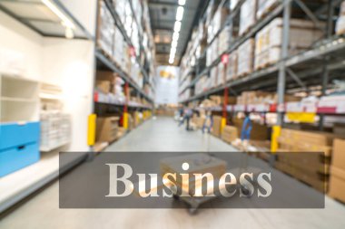 Bulanık arka planlı ambar veya depo