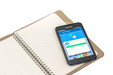 Kuala Lumpur, Malezya - 9 Şubat 2017: Akıllı telefonda Android uygulamaları.
