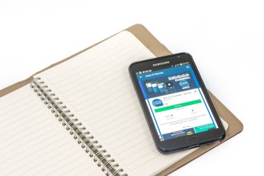 Kuala Lumpur, Malezya - 9 Şubat 2017: Akıllı telefonda Android uygulamaları.