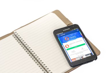 Kuala Lumpur, Malezya - 9 Şubat 2017: Akıllı telefonda Android uygulamaları.