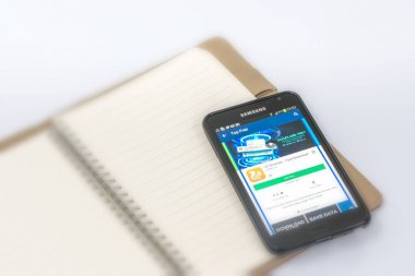 Kuala Lumpur, Malezya - 9 Şubat 2017: Akıllı telefonda Android uygulamaları.