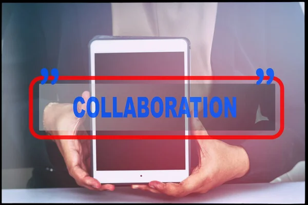Mano Texto Colaboración Con Fondo Vintage Concepto Tecnológico — Foto de Stock