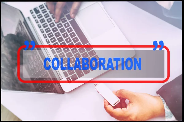 Mano Texto Colaboración Con Fondo Vintage Concepto Tecnológico — Foto de Stock