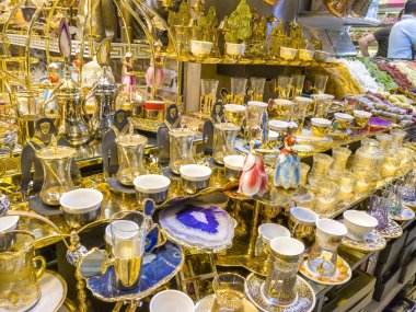 Ankara, Türkiye - 16 Mayıs 2017: Çok renkli madde Hediyelik eşya dükkanında.