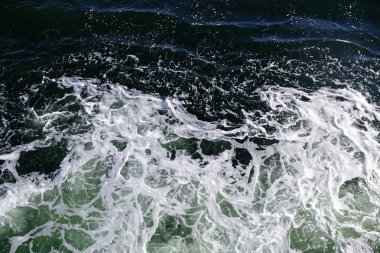 su sıçrama dokusuna