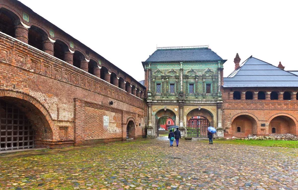 Palácio de Moscou no outono — Fotografia de Stock