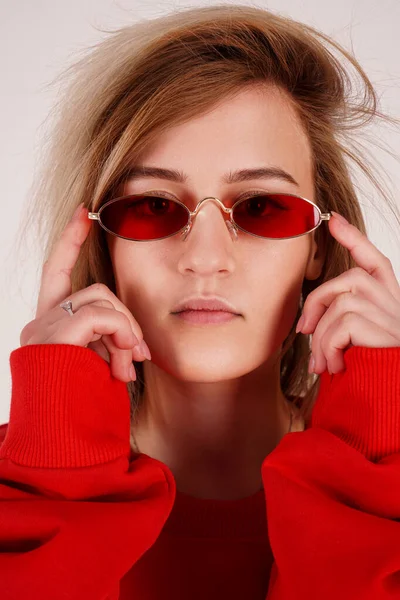 Vertical portrait - girl in red glasses — Stock Photo, Image