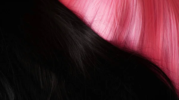 Pinkfarbene und schwarze Hair Close-up Textur. Kann als Hintergrund verwendet werden — Stockfoto