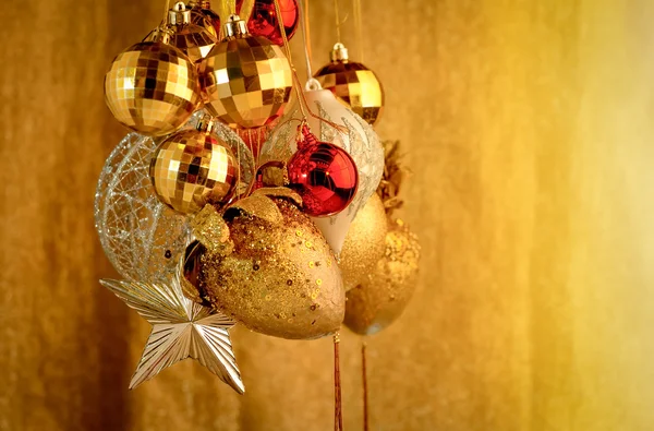 Vánoční zdobené gikden míč — Stock fotografie