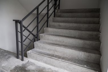 Kamu Binası içinde merdiven 