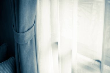 Kahverengi perde güzel güneş ışık ve gölge