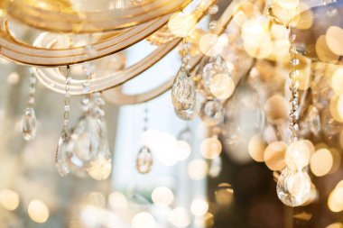 Bulanık bokeh ve kristal avize hafif ekipman filtre ton renk efektinin soyut görüntü arkaplanı