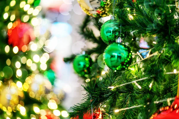 Weihnachtsbaum Schmücken Festlichen Hintergrund — Stockfoto