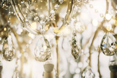 Bulanık ve bulanık kristal chadelier parlak parlak parlak soyut arkaplan