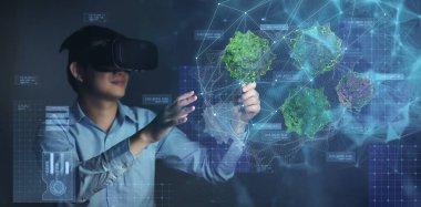 Asyalı bir bilim adamının VR gözlük kullanarak fütüristik grafik hologram virüsü ve iyileştirme metodu fikirleriyle örtüşen soyut görüntüsü.