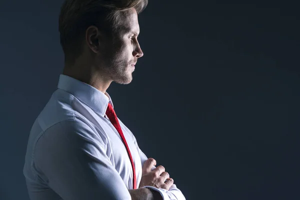 Smart Gut Aussehende Kaukasische Geschäftsmann Weißes Hemd Hand Berühren Rote — Stockfoto