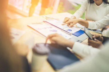 Akıllı telefon ve belgelendirme iş beyin fırtınası ofis geçmişi