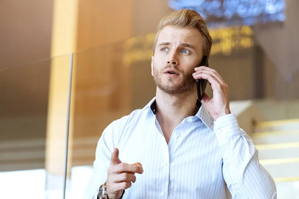 Successful Smart Caucasian Businessman Walking Stair Make Communication Smartphone Communicate — Stock Photo, Image