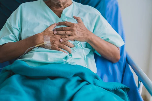 Dolor Ardor Estómago Viejo Mayor Asiático Abuelo Paciente Uniforme Sufrir —  Fotos de Stock