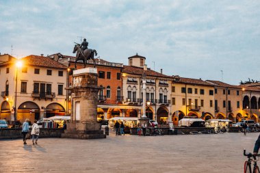 Piazza del Santo, Padova, İtalya