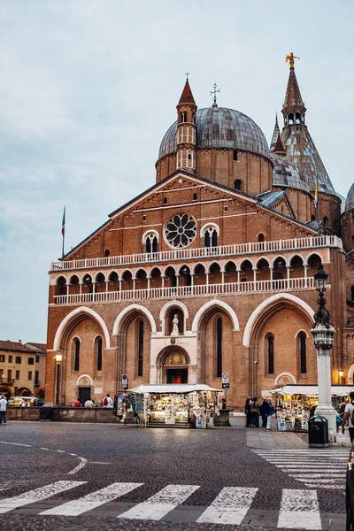 İtalya, Padova 'daki Basilica di Sant' Antonio.