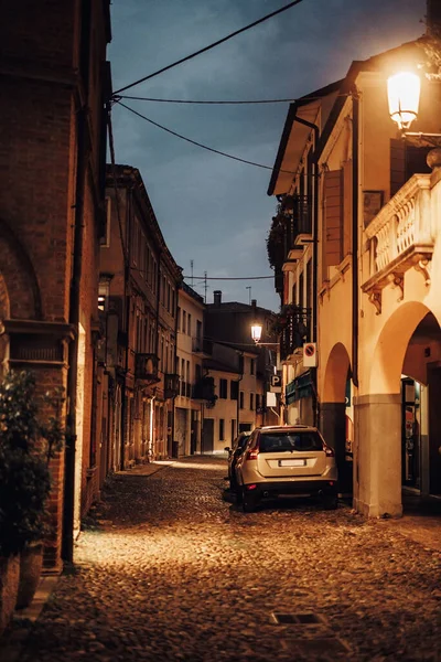 Padova, İtalya 'da akşam