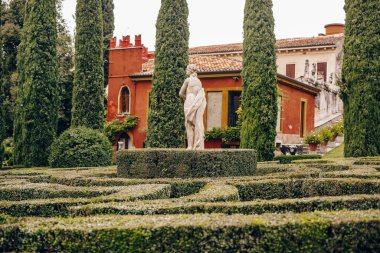 Giardino Justi Bahçeleri, Verona