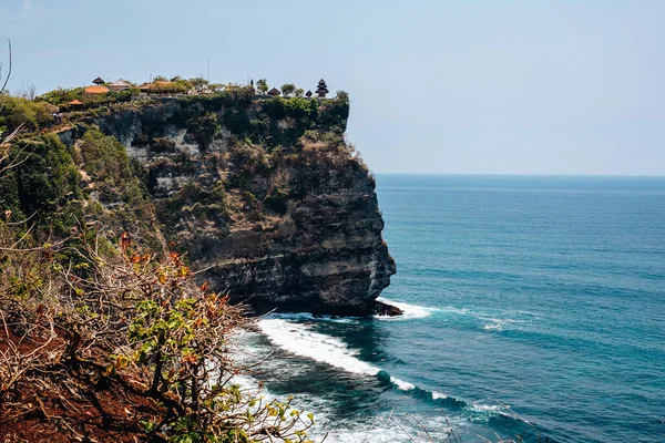 Pura Luhur Chrám Uluwatu Útesu Oceánu Bali Indonésie — Stock fotografie