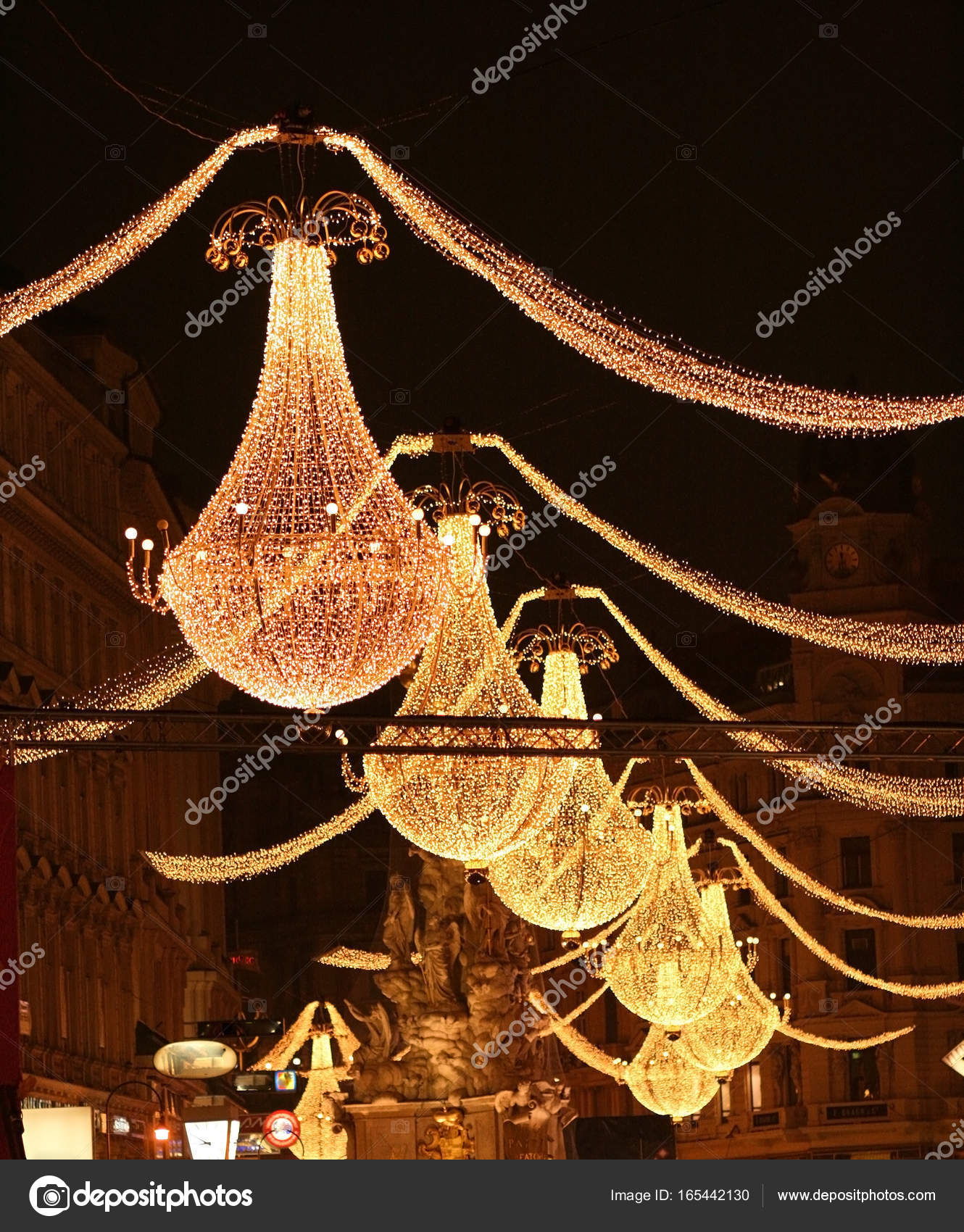 Weihnachten Kronleuchter In Wien österreich Stockfoto