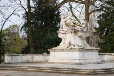 Anıt Dusseldorf, Almanya