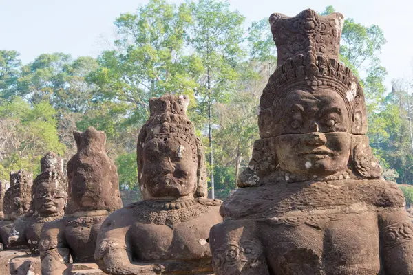 Siem Reap, Kamboçya - 3 Şubat 2015: Angkor Thom. bir ünlü Ören (Unesco Dünya Mirası) Angkor, Siem Reap, Kamboçya.