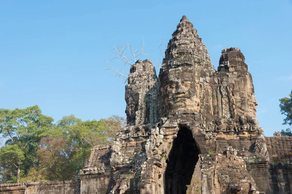 Siem Reap, Kamboçya - 3 Şubat 2015: Angkor Thom. bir ünlü Ören (Unesco Dünya Mirası) Angkor, Siem Reap, Kamboçya.