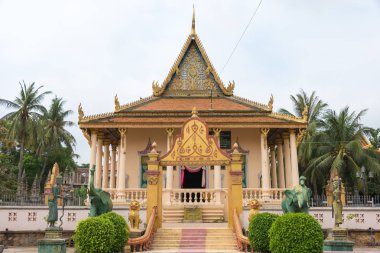 Phnom Penh, Kamboçya - Jan 30 2015: Wat Saravan. Phnom Penh, Kamboçya'da ünlü bir ören.