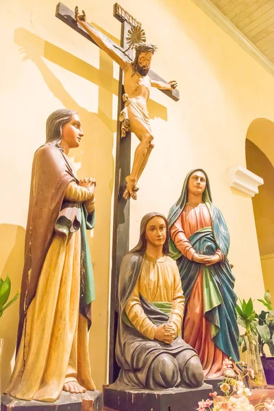 МАКАУ - 13 дек 2015: Распятие Иисуса в церкви Святого Доминика (объект Всемирного наследия). Знаменитое место в Макао . — стоковое фото