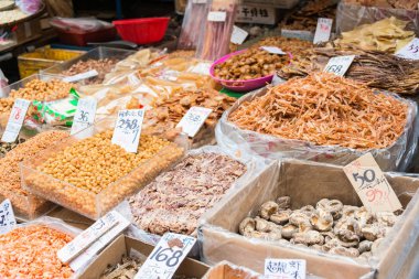 Hong Kong - 04 Aralık 2015: Tai Po Pazar. ünlü turistik Hong Kong'da spot.