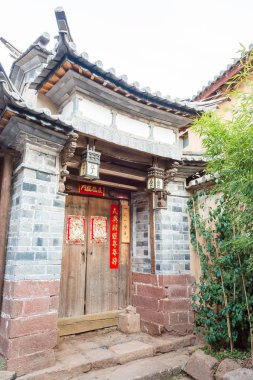 Yunnan, Çin - Mar 21 2015: Shaxi antik köy. bir ünlü antik köy Jianchuan, Yunnan, Çin.