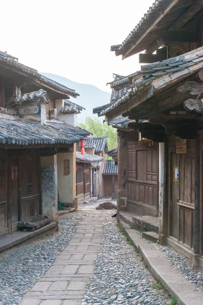 Jün-nan, Čína - březen 2015 21: Shaxi starobylé vesnice. Slavná antická vesnice Jianchuan, Yunnan, Čína. — Stock fotografie