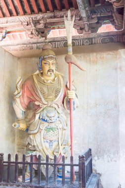 Henan, Çin - 27 Ekim 2015: Liao Hua Xuchang Guandi Tapınağı'nda heykeli. ünlü tarihi bir site Xuchang, Henan, Çin.