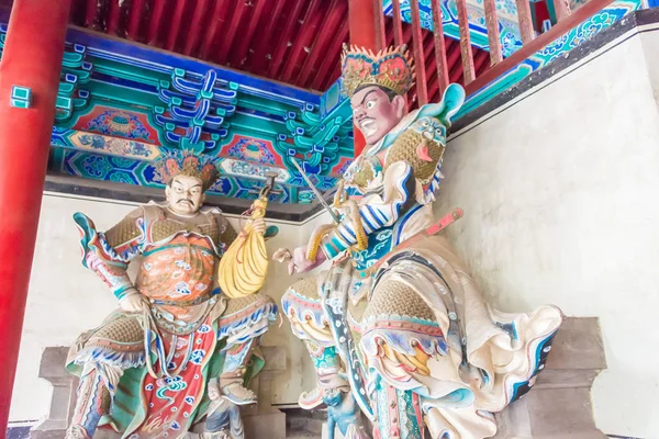 中国河南-2015 年 11 月 9 日︰ 佛祖雕像在少林 Temple(World Heritage site)。著名的历史遗址，在河南省登封市. — 图库照片