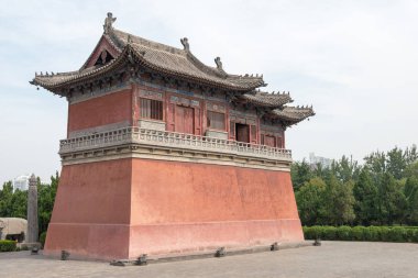 Henan, Çin - 03 Ekim 2015: Yongzhao mezar. Northtern Song Hanedanı İmparatorluk mezarlar. ünlü tarihi bir site Gongyi, Henan, Çin.