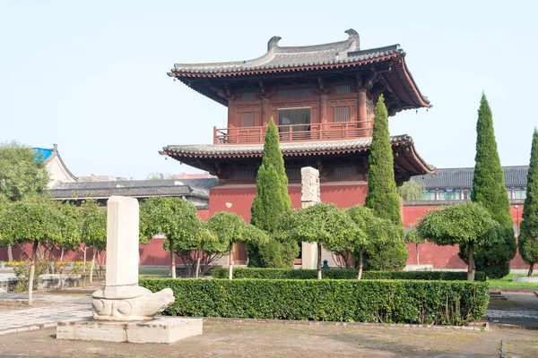 БЕИ, КИТАЙ - ОИ-23 2015: Кайяла. Знаменитое историческое место в Чжэндине, провинция Хэйлунцзян, Китай . — стоковое фото