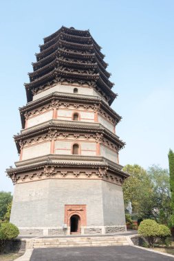 Hebei, Çin - 23 Ekim 2015: Lingxiao Pagoda Tianning Tapınağı'nda. Taiyuan, Hebei, Çin ünlü tarihi bir site.
