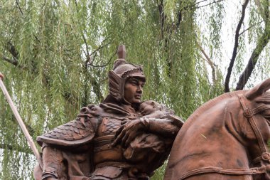 Hebei, Çin - 23 Ekim 2015: Zhao Yun heykeller Zhaoyun Tapınağı'nda. Taiyuan, Hebei, Çin ünlü tarihi bir site.