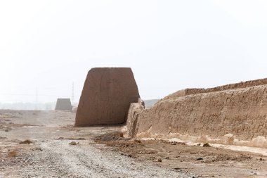 Gansu, Çin - 14 Nisan 2015: Great Wall, Jiayuguan Pass (Unesco Dünya Mirası Sit Alanı). ünlü tarihi bir site içinde: Gansu, China.