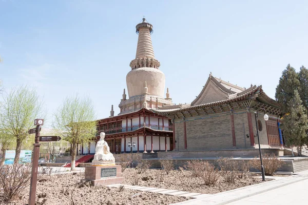 Gansu, china - 10. apr 2015: zhangye budda tempel. eine berühmte historische Stätte in Zhangye, Gansu, China. — Stockfoto