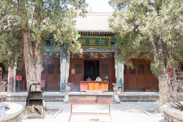 GANSU, CHINA - Apr 08 2015: Haizang Temple. a famous historic site in Wuwei, Gansu, China. — Stock Photo, Image